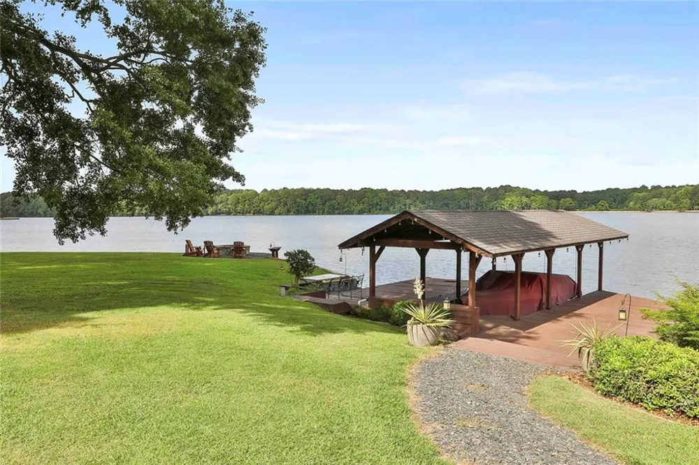 111 Loblolly Circle Peachtree City, GA 30269