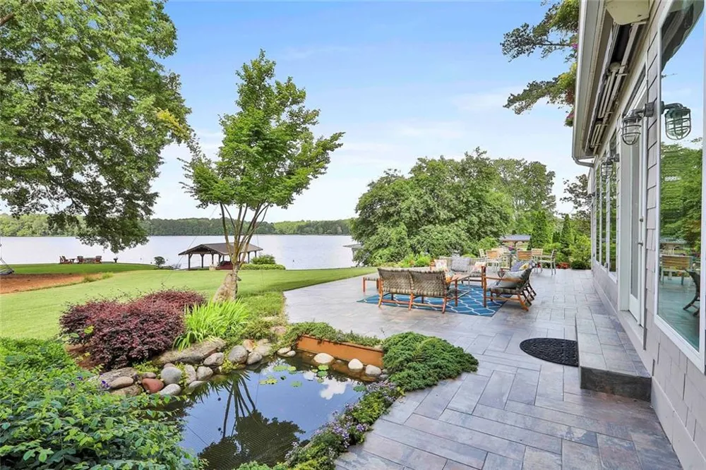 111 Loblolly Circle Peachtree City, GA 30269