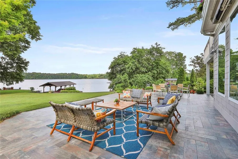 111 Loblolly Circle Peachtree City, GA 30269