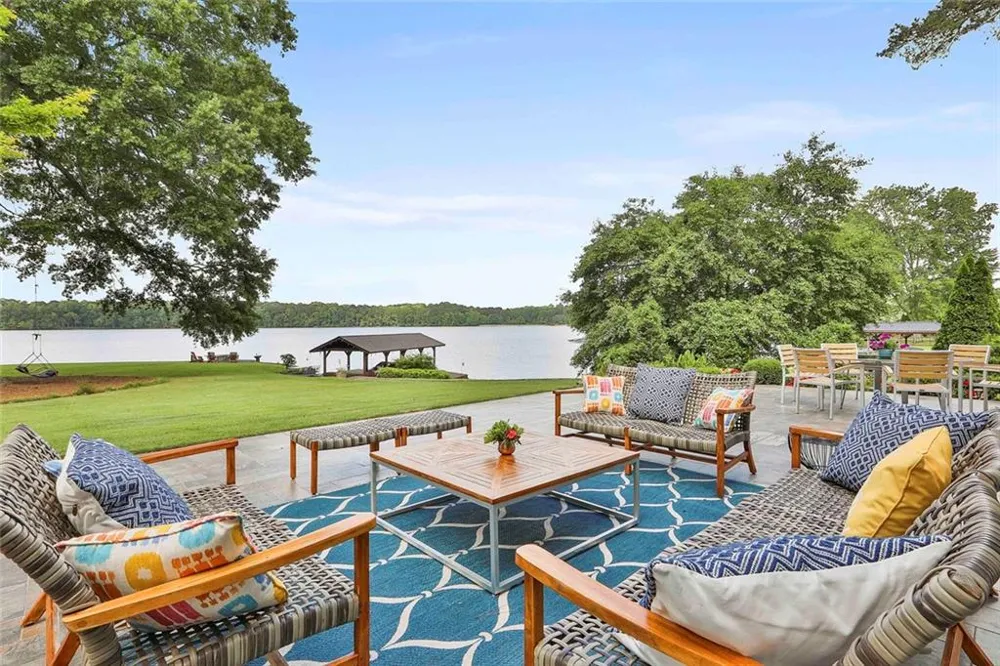 111 Loblolly Circle Peachtree City, GA 30269