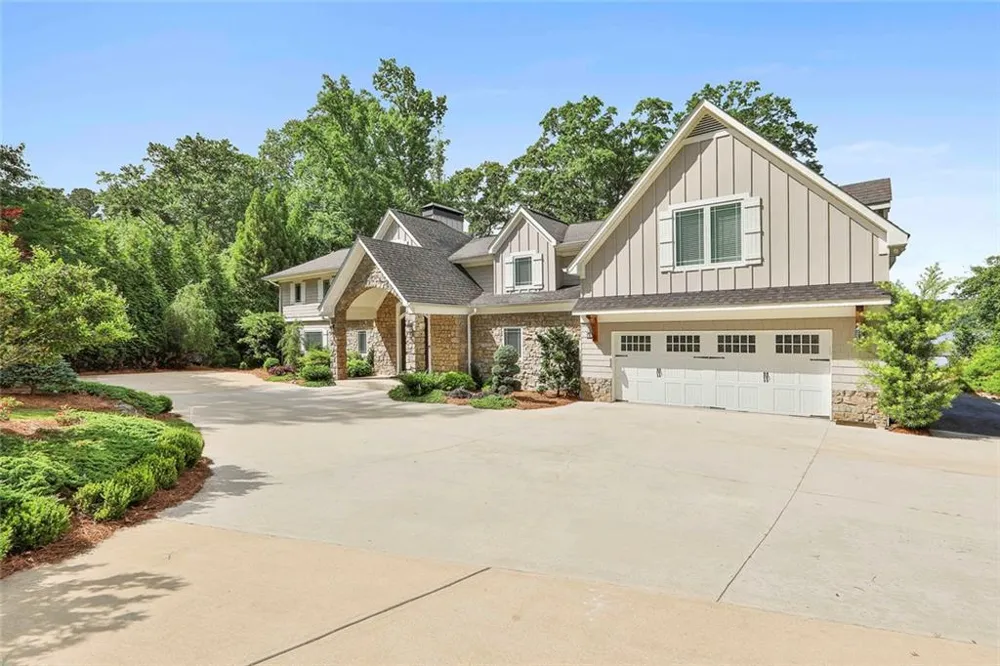 111 Loblolly Circle Peachtree City, GA 30269