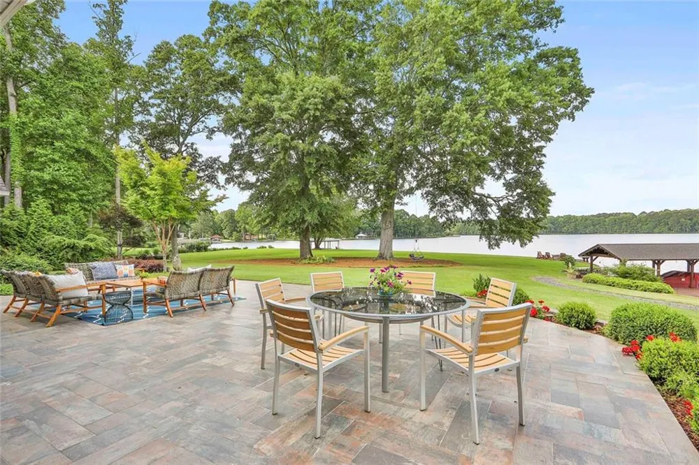 111 Loblolly Circle Peachtree City, GA 30269