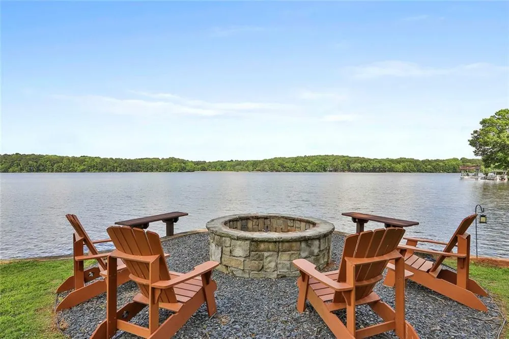111 Loblolly Circle Peachtree City, GA 30269