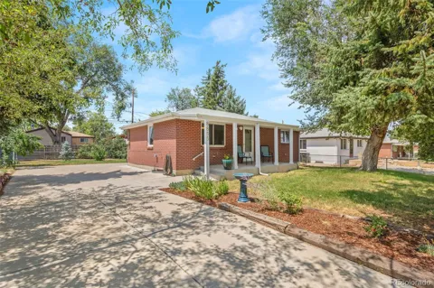 8855 Hastings Way
