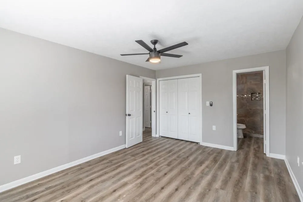 725 10th Street Dickinson, TX 77539