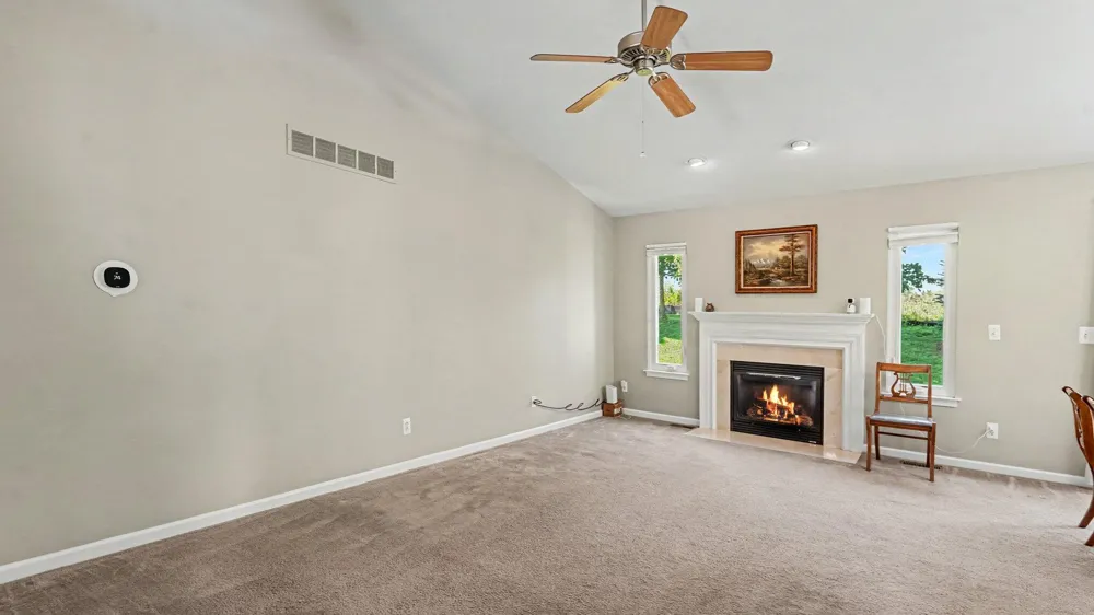 637 Bristol Drive Chelsea, MI 48118