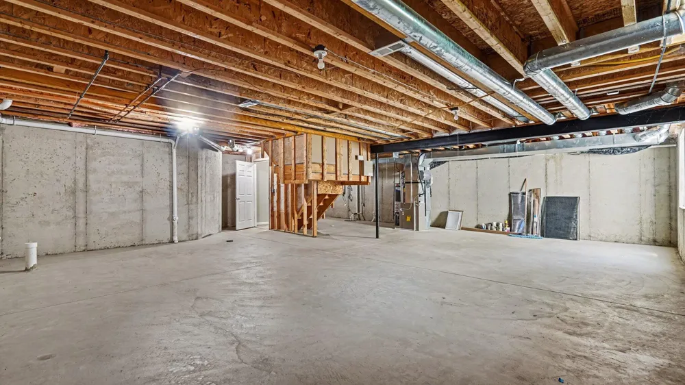 637 Bristol Drive Chelsea, MI 48118