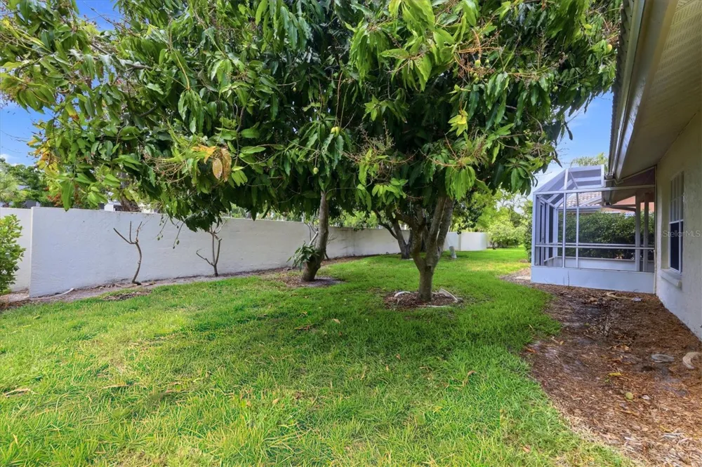 4738 DUNDEE DRIVE Bradenton, FL 34210