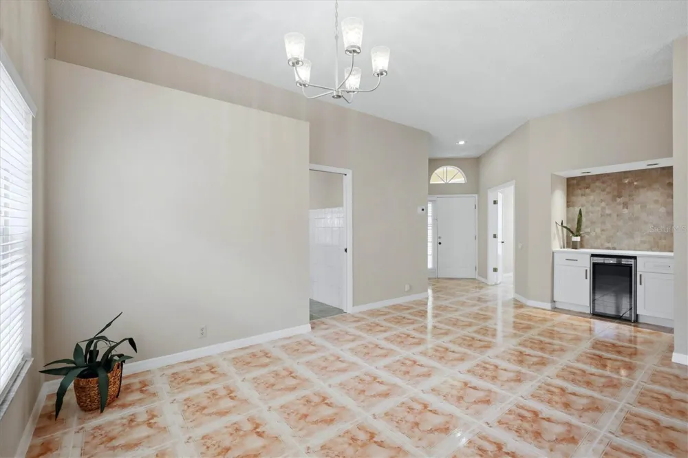 4738 DUNDEE DRIVE Bradenton, FL 34210