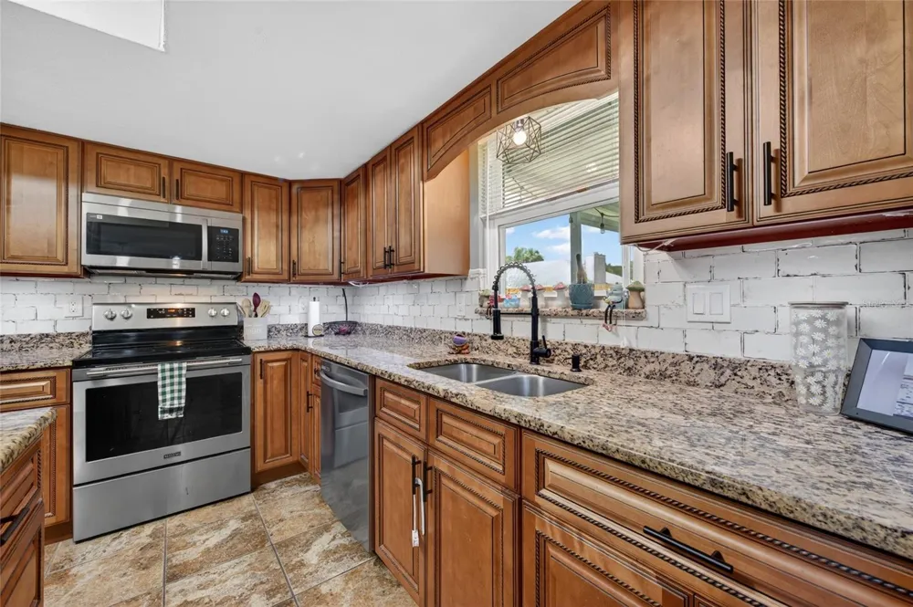 222 PINEROCK PLACE Port Orange, FL 32127