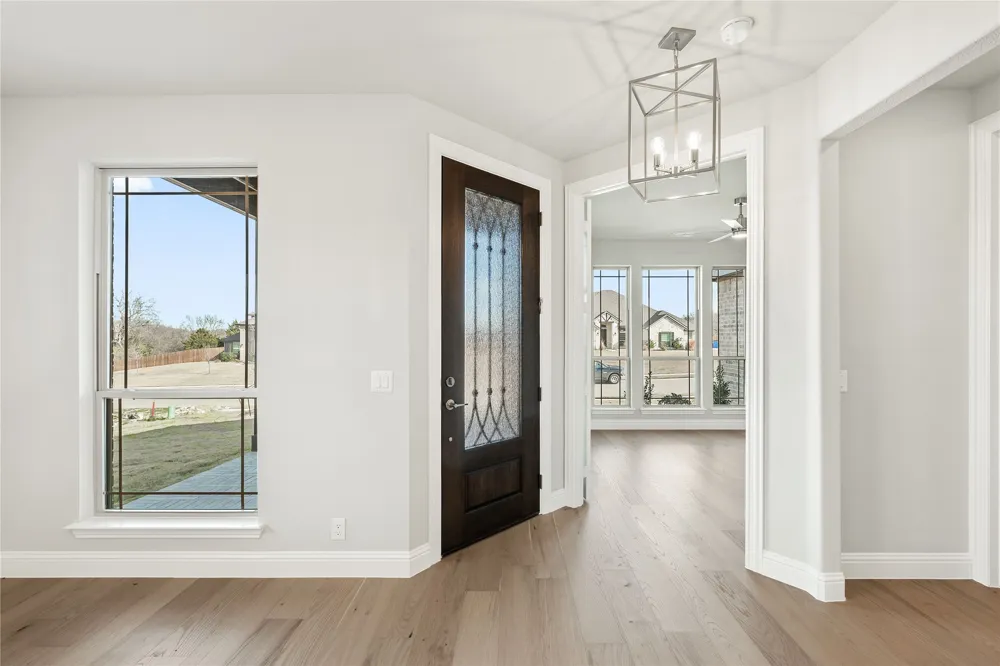 733 Serenity Lane Red Oak, TX 75154