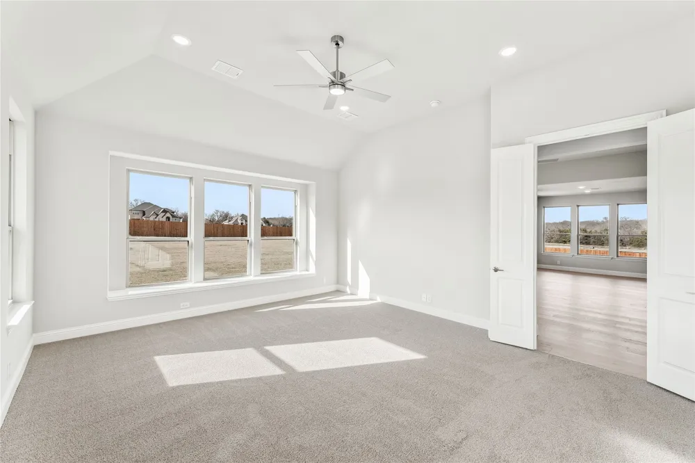 733 Serenity Lane Red Oak, TX 75154