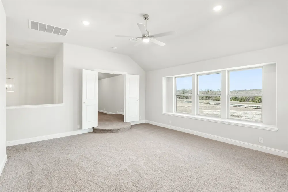 733 Serenity Lane Red Oak, TX 75154