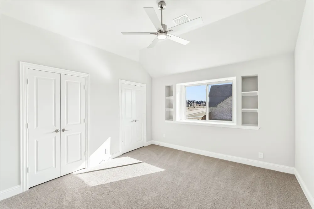 733 Serenity Lane Red Oak, TX 75154