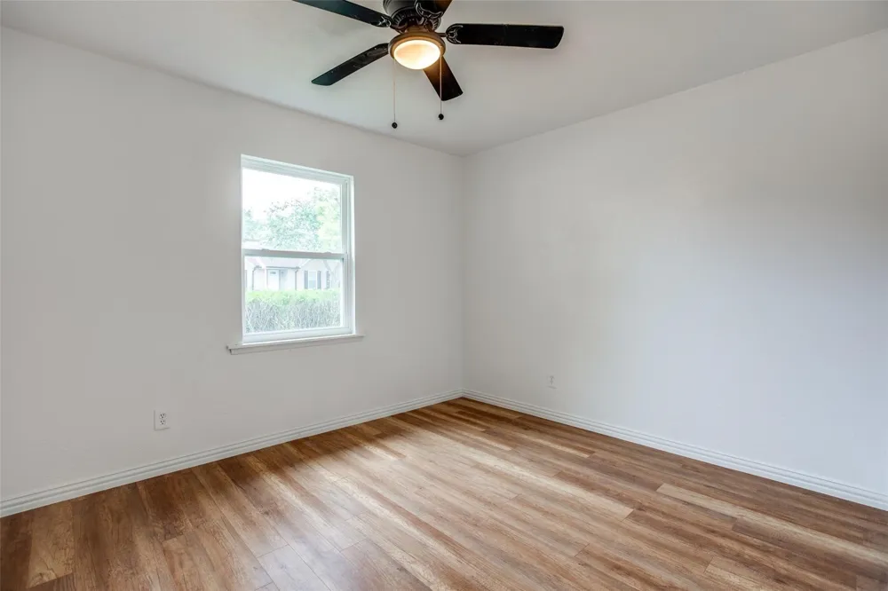 2605 Western Drive Garland, TX 75042