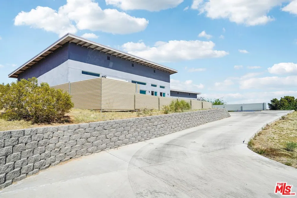 6792 San Angelo Avenue Joshua Tree, CA 92252