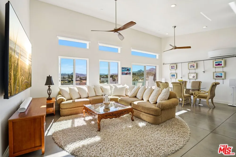 6792 San Angelo Avenue Joshua Tree, CA 92252