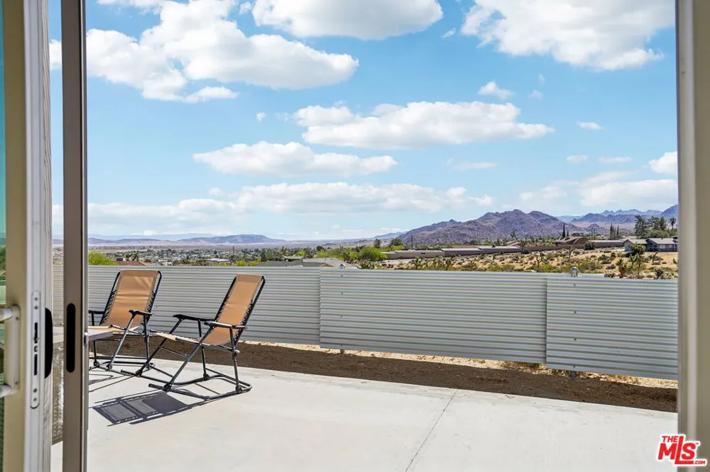 6792 San Angelo Avenue Joshua Tree, CA 92252