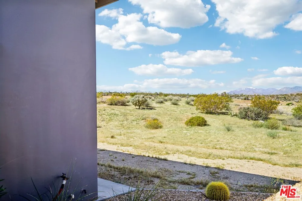 6792 San Angelo Avenue Joshua Tree, CA 92252