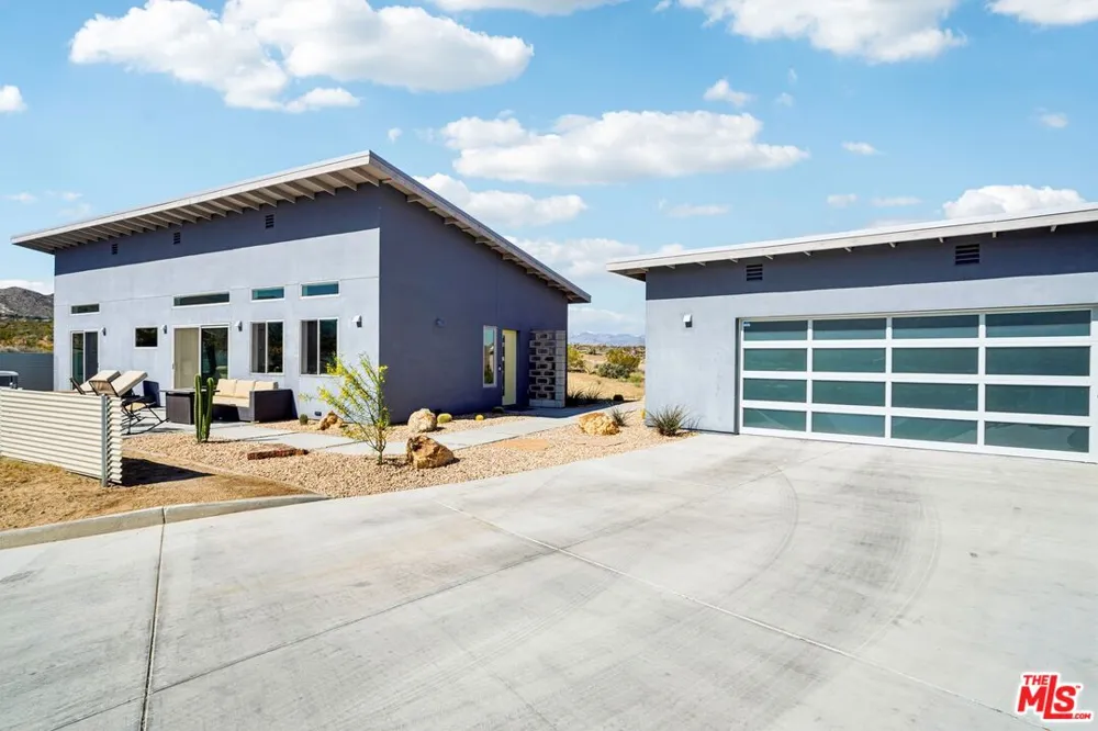6792 San Angelo Avenue Joshua Tree, CA 92252