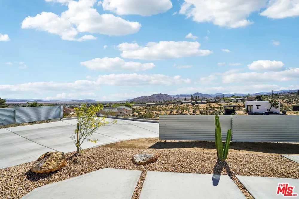 6792 San Angelo Avenue Joshua Tree, CA 92252