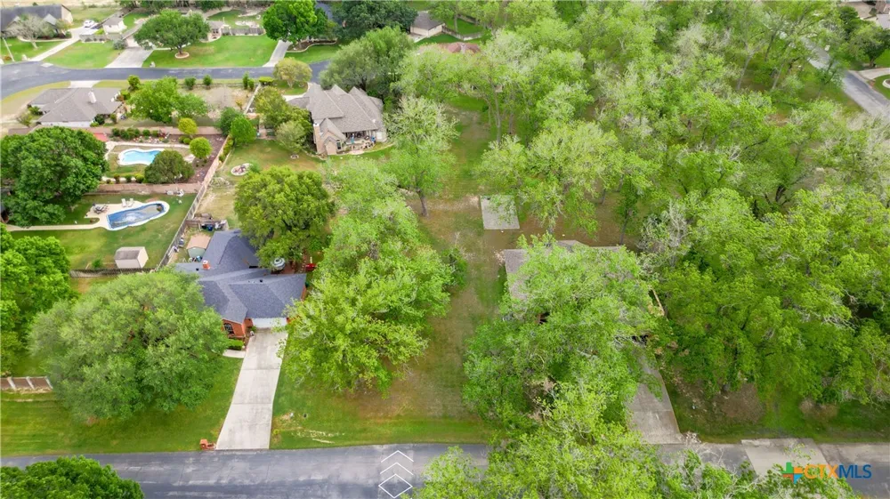 427 Las Brisas Seguin, TX 78155