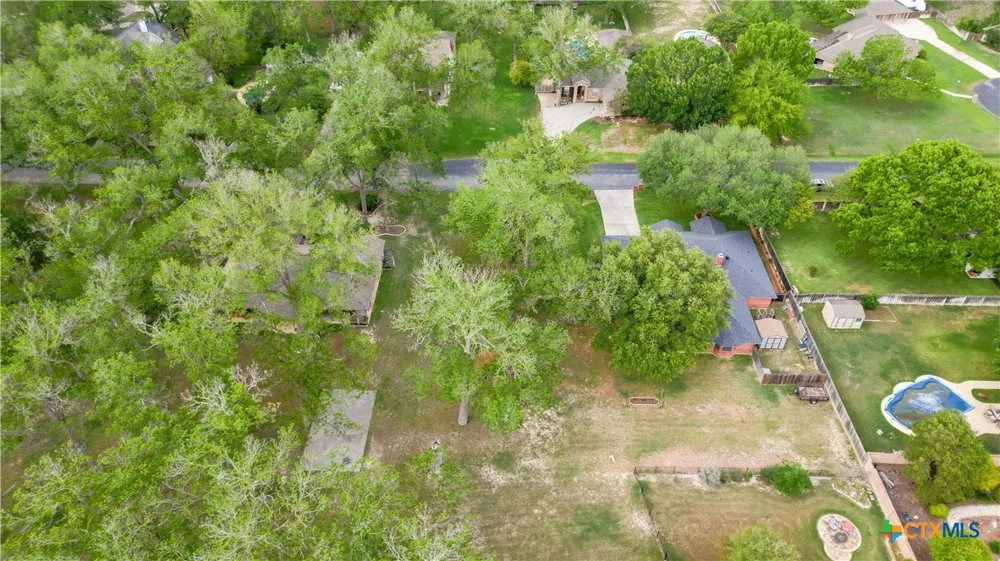 427 Las Brisas Seguin, TX 78155