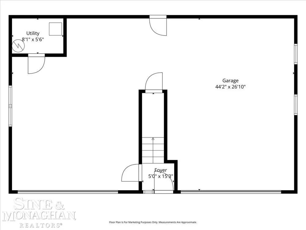113 Roselawn Street Algonac City, MI 48001