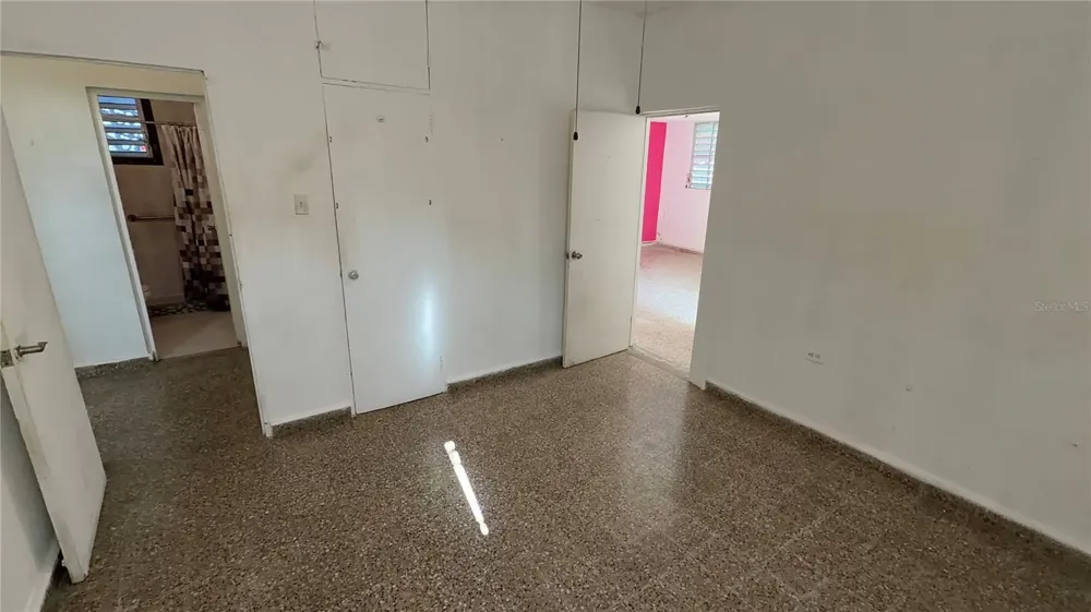 CALLE BECASINA E-32 URB COUNTRY CLUB #926 San Juan, PR 00924
