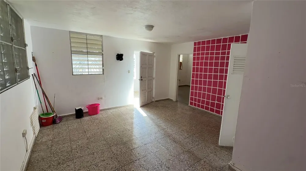 CALLE BECASINA E-32 URB COUNTRY CLUB #926 San Juan, PR 00924
