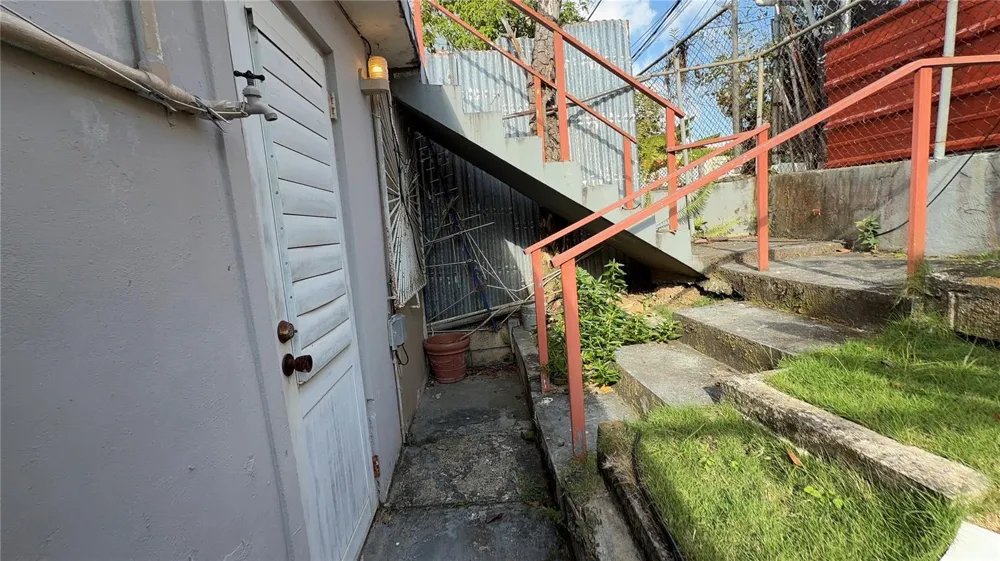 CALLE BECASINA E-32 URB COUNTRY CLUB #926 San Juan, PR 00924