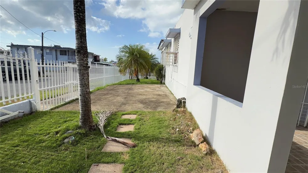 CALLE BECASINA E-32 URB COUNTRY CLUB #926 San Juan, PR 00924