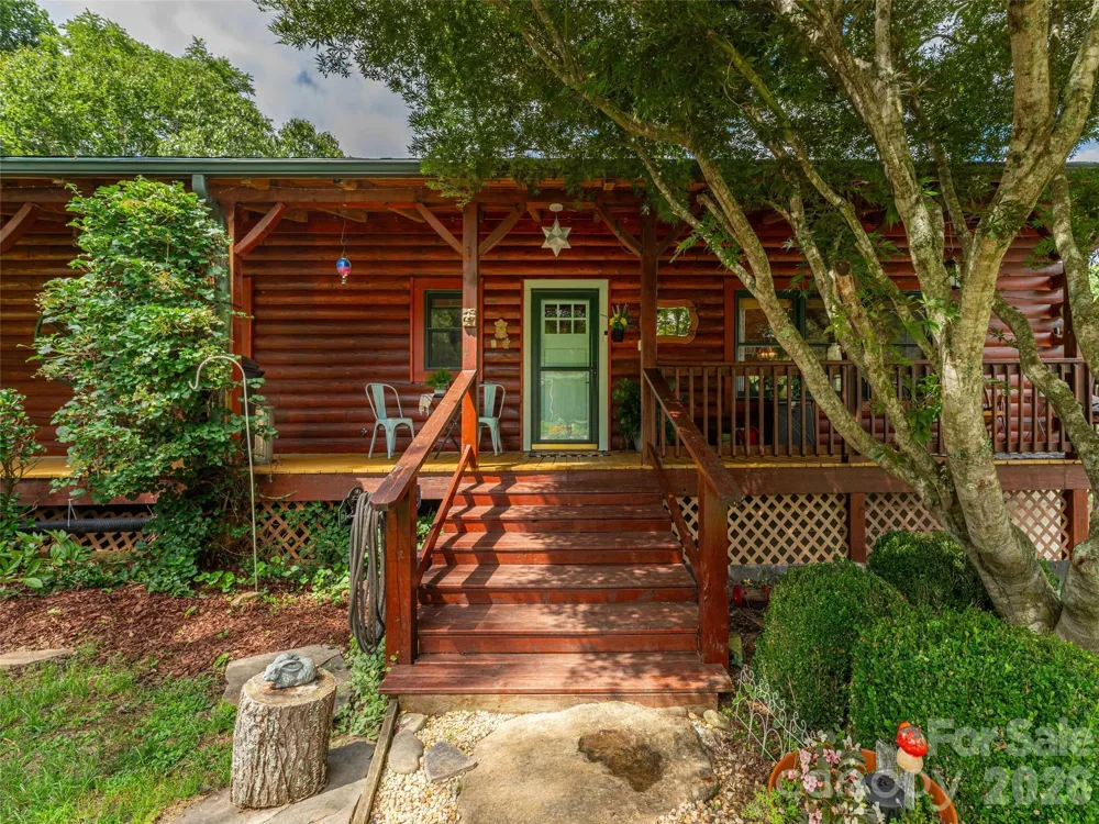 107 Tibi Lane Waynesville, NC 28785