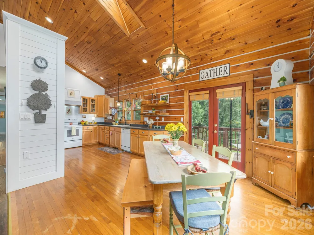 107 Tibi Lane Waynesville, NC 28785