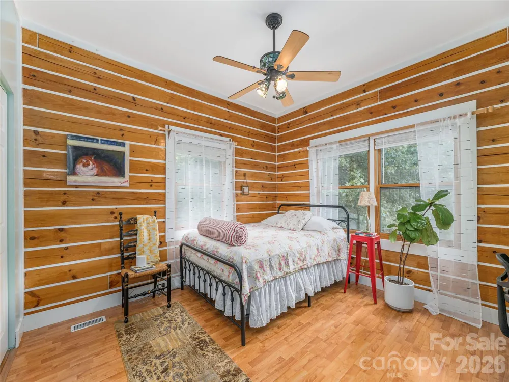 107 Tibi Lane Waynesville, NC 28785