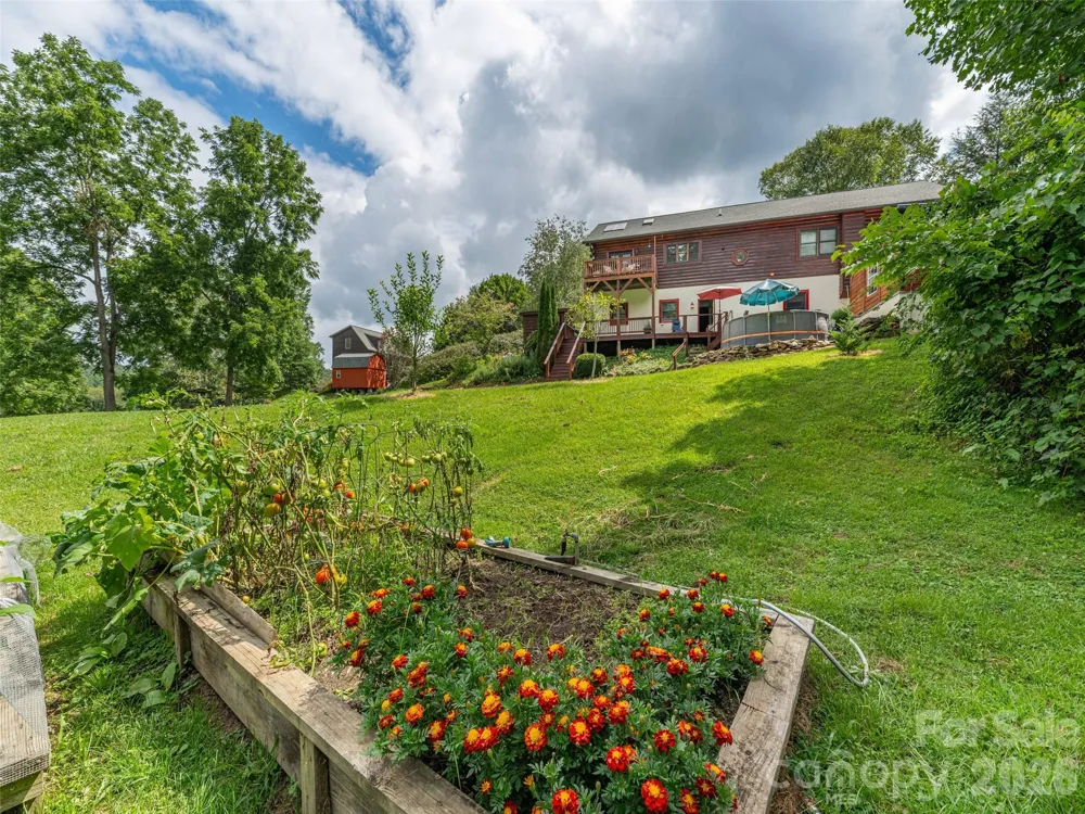 107 Tibi Lane Waynesville, NC 28785