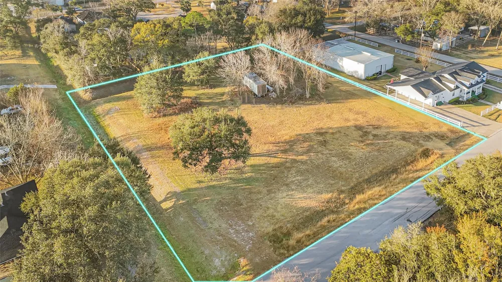 Lila Street Brookside, TX 77581