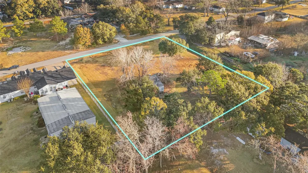 Lila Street Brookside, TX 77581
