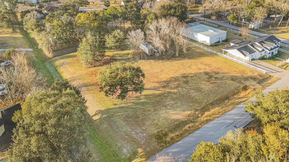 Lila Street Brookside, TX 77581
