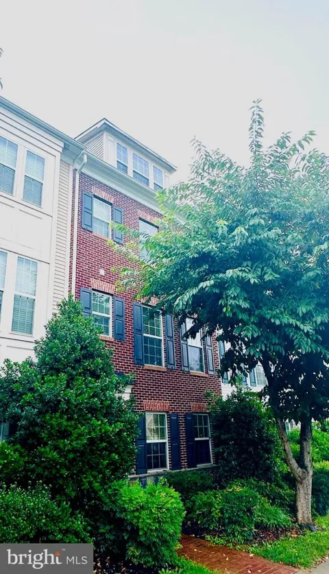 12615 HORSESHOE BEND CIRCLE