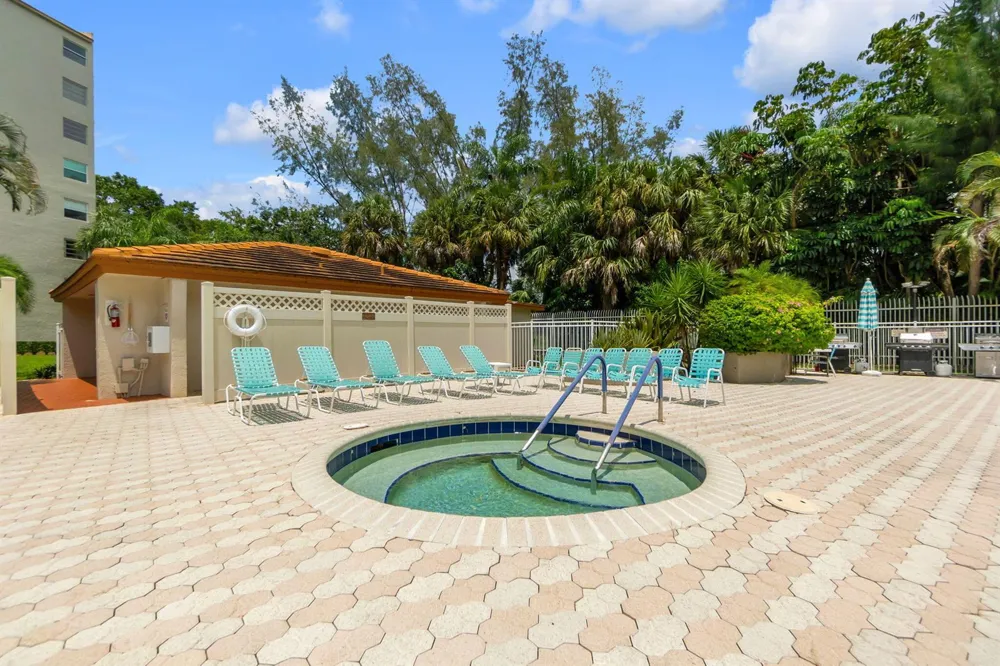 3940 INVERRARY BOULEVARD #803-A Lauderhill, FL 33319