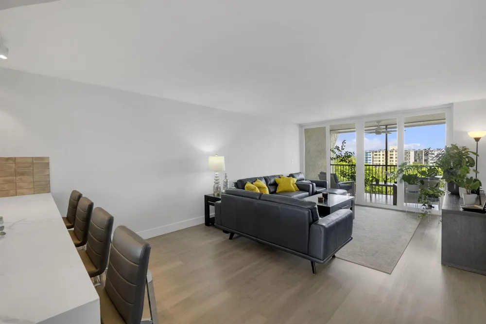 3940 INVERRARY BOULEVARD #803-A Lauderhill, FL 33319