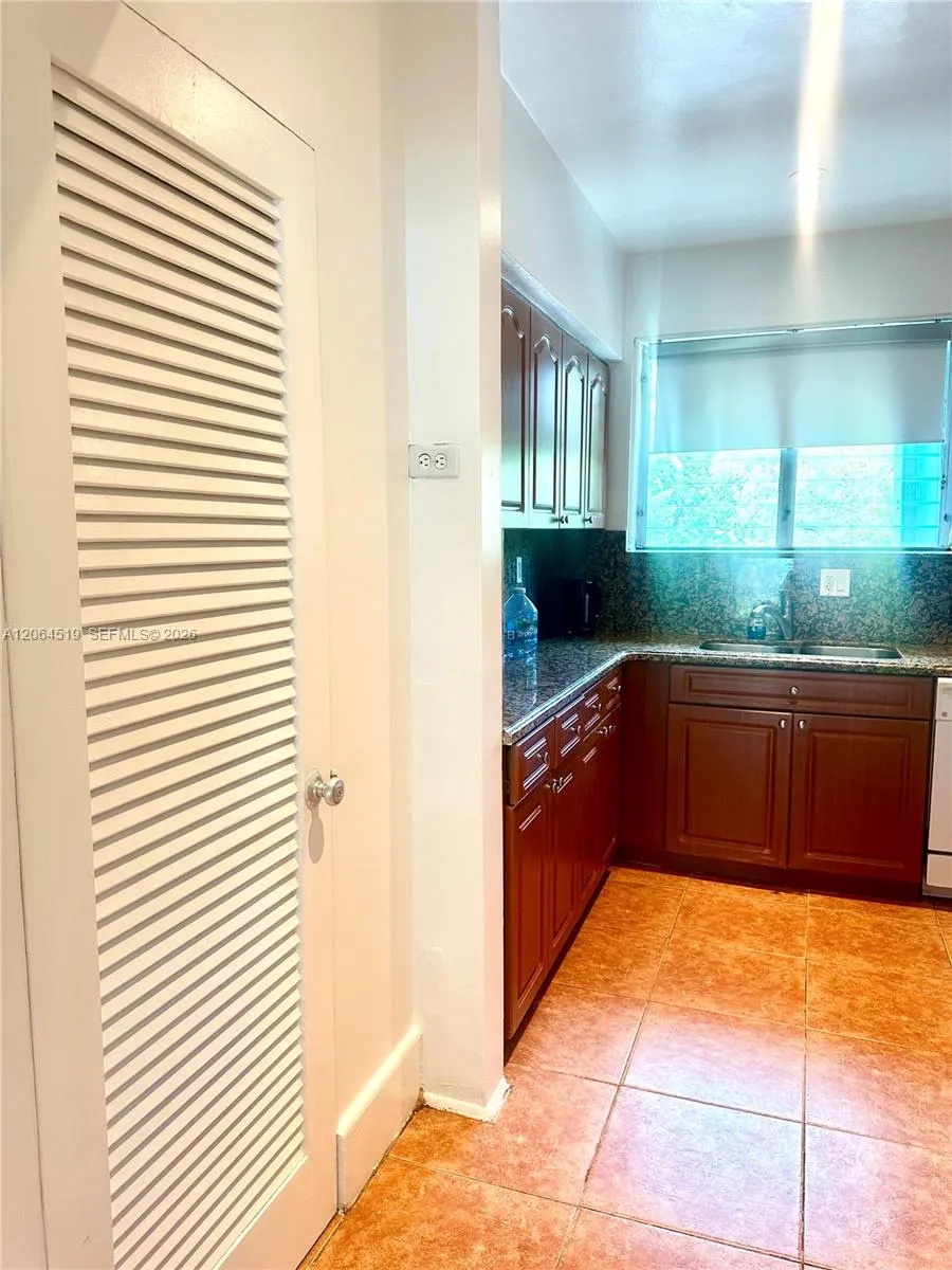 10178 Collins Ave #205 Bal Harbour, FL 33154
