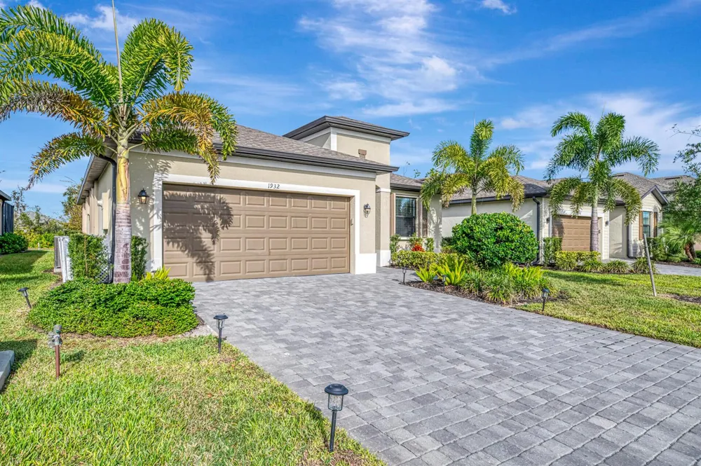 1932 W Isles Road Port Charlotte, FL 33953