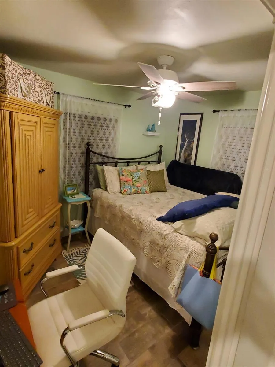 2655 RICHARD ROAD West Palm Beach, FL 33403