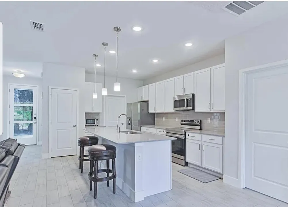 951 SARETA STREET SE Palm Bay, FL 32909