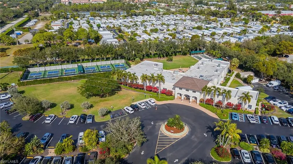 3463 Marbella Court Bonita Springs, FL 34134