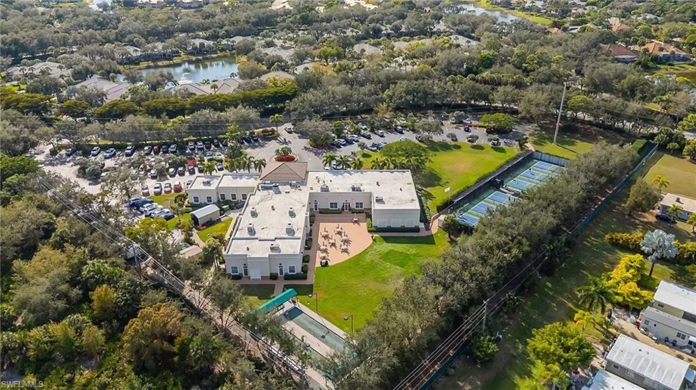 3463 Marbella Court Bonita Springs, FL 34134