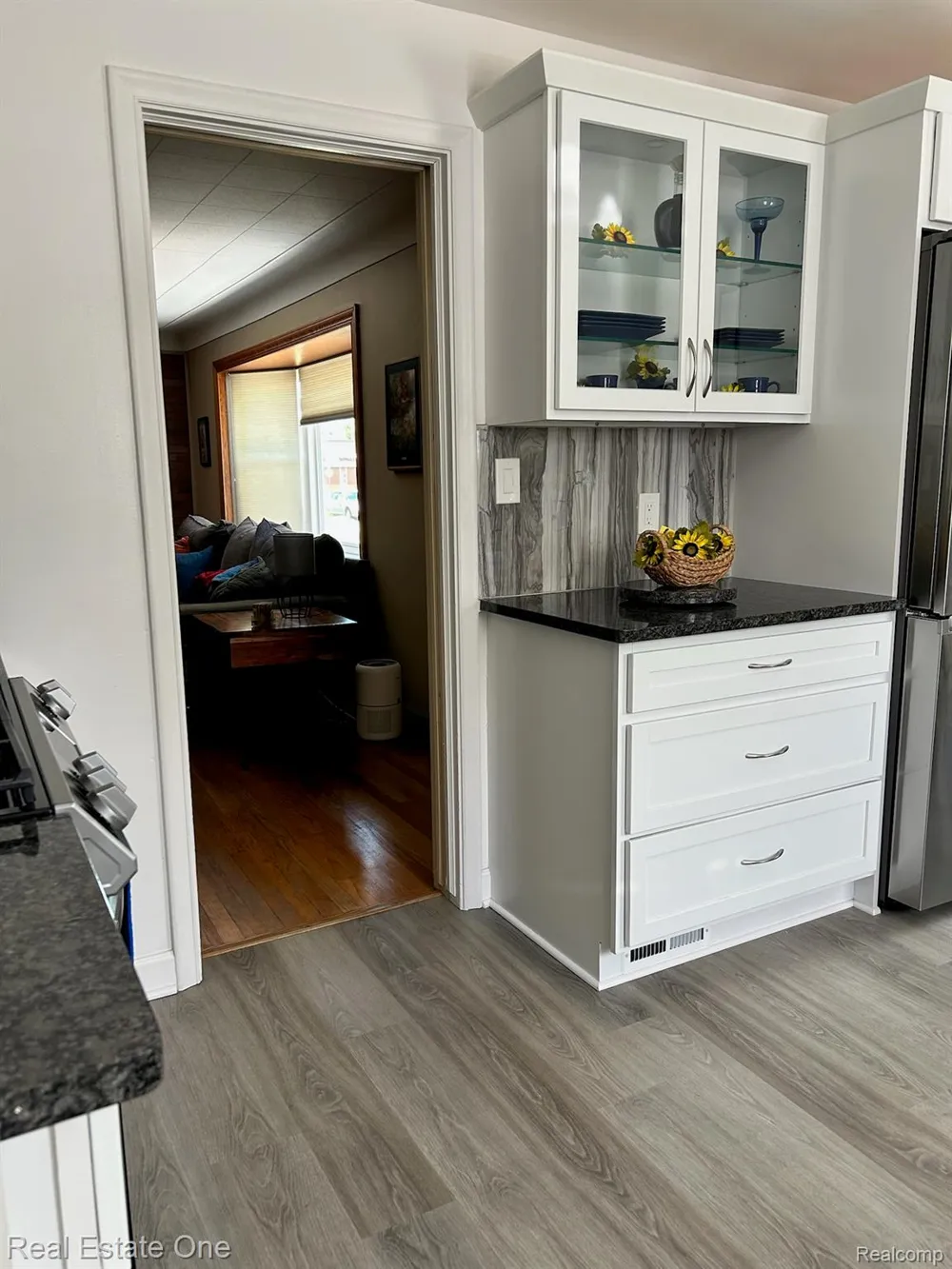 2075 Deering Street Garden City City, MI 48135