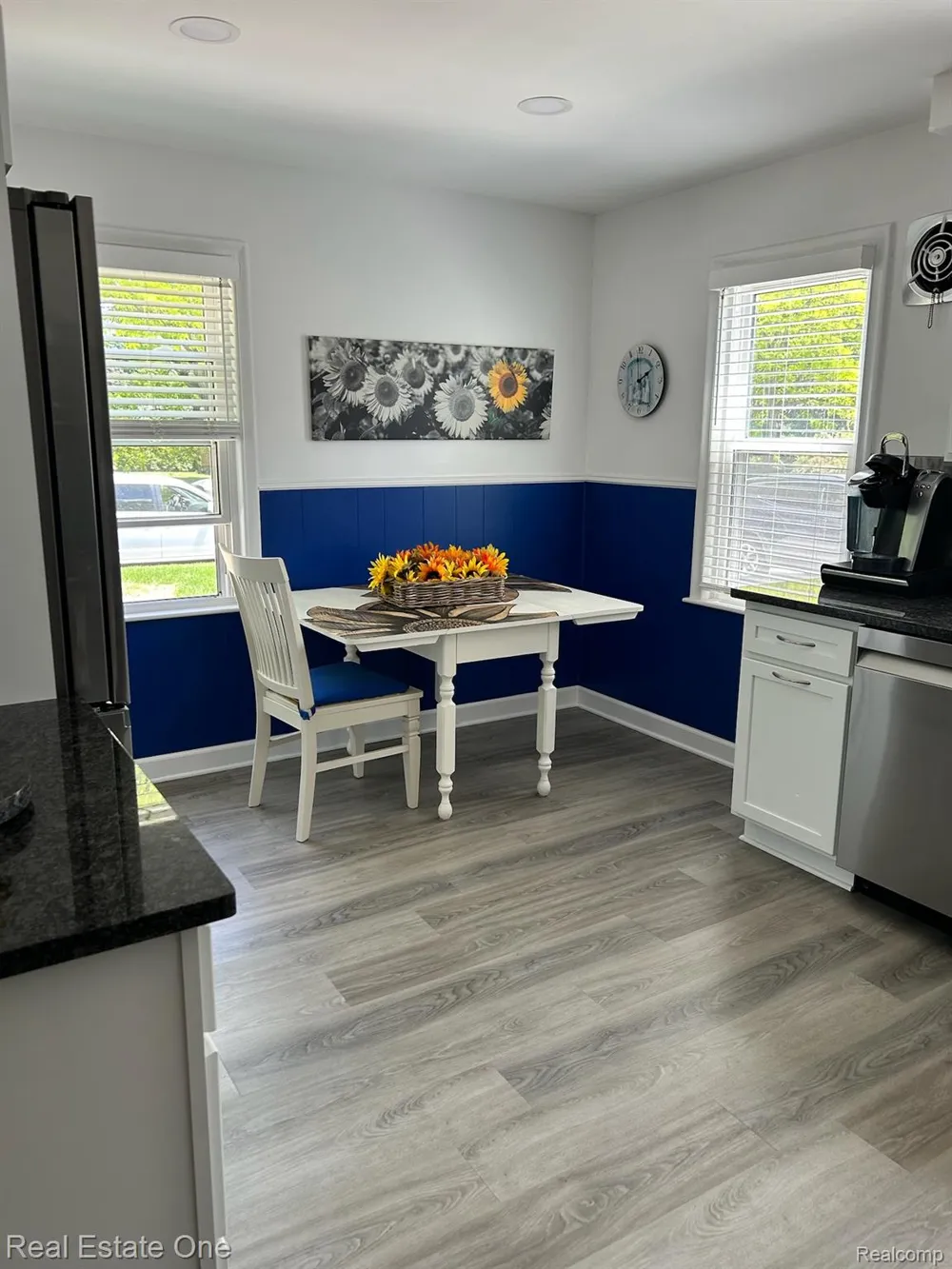 2075 Deering Street Garden City City, MI 48135